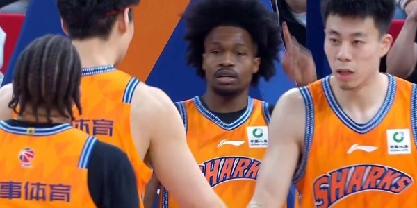 斗球免费直播平台-广东男篮三冠功勋成为教练，上海外援回归困难，四川又成全华班