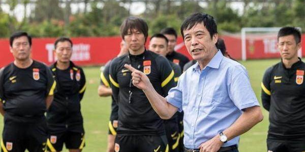 斗球篮球直播-40强赛易地原因极其复杂 影响巨大国足需杀出血路