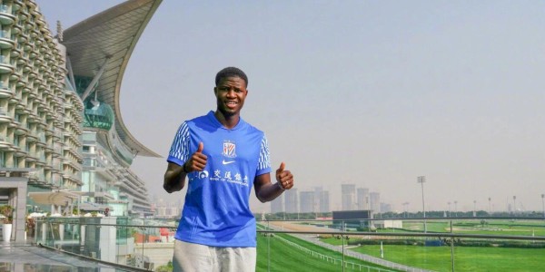 斗球体育赛事直播-申花再官宣外援！14场0球前锋加盟，阿马杜或踢完亚冠后离队