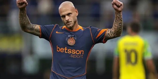 斗球足球直播-16球19助，迪马尔科是自21/22赛季意甲参与进球最多的后卫