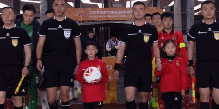 斗球体育赛事直播-大连鲲城2-1苏州东吴，穆谢奎破门，汉森、王剑聪世界波